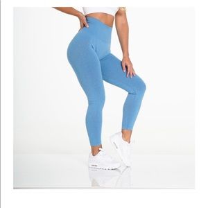 NVGTN skyblue seamless leggings
